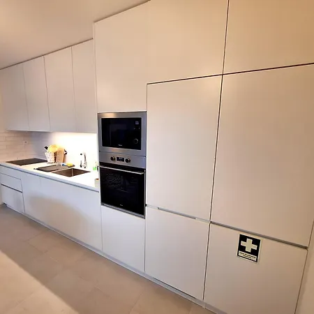 Anna Cs By In Apartment Tavira